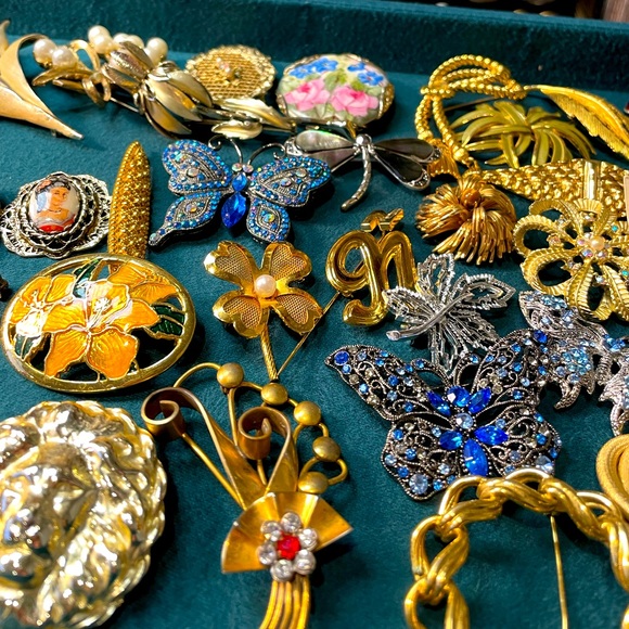 LIKE LISTING TO GET NOTIFIED ON MY JEWELRY SHOW